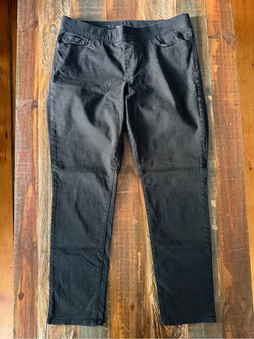 Levi's Women’s 16 Black Pull On Straight Leg Denim Jeans | SKU 0922